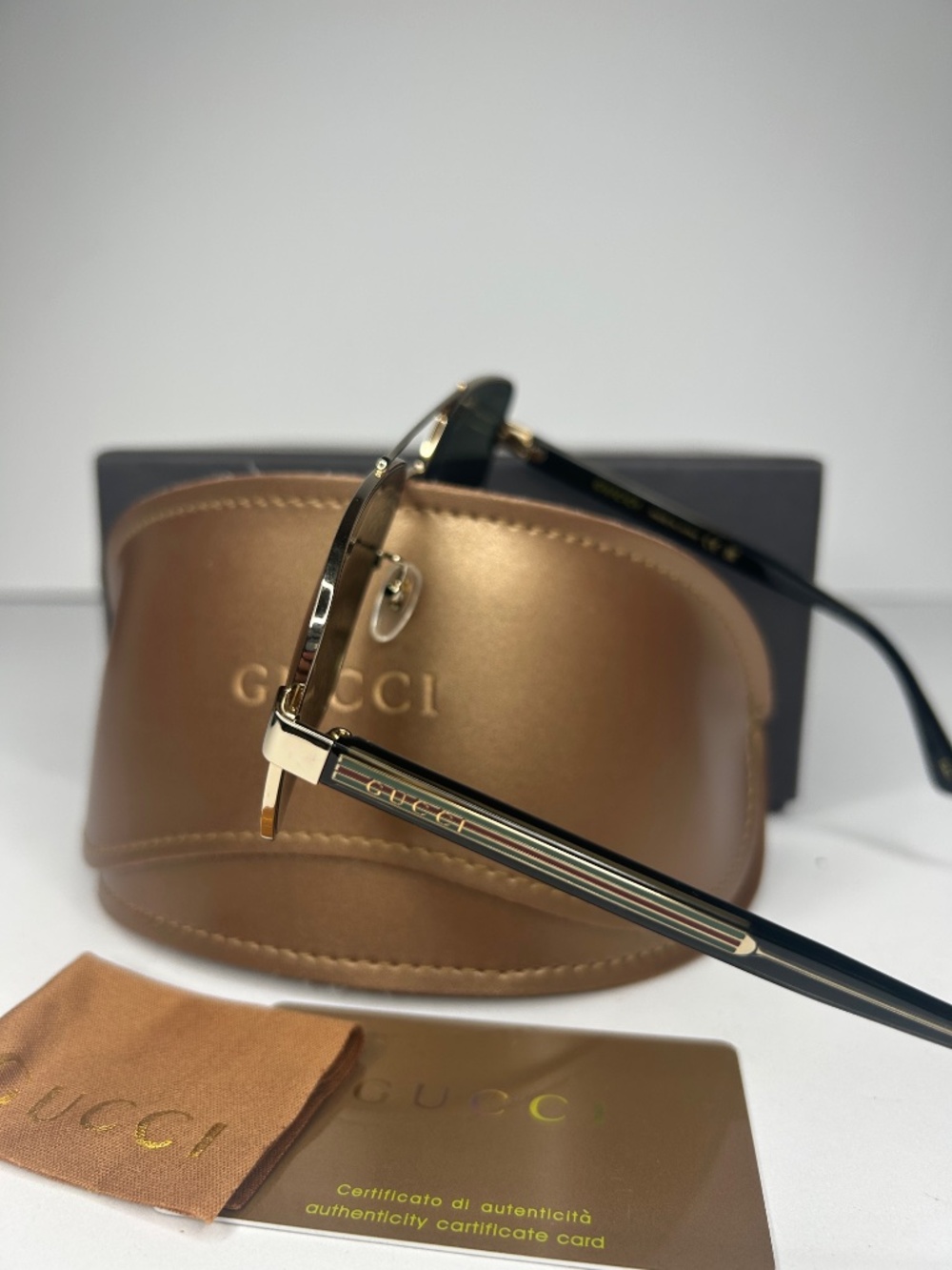 Gucci GG0529S Sunglasses - Picture 3 of 6